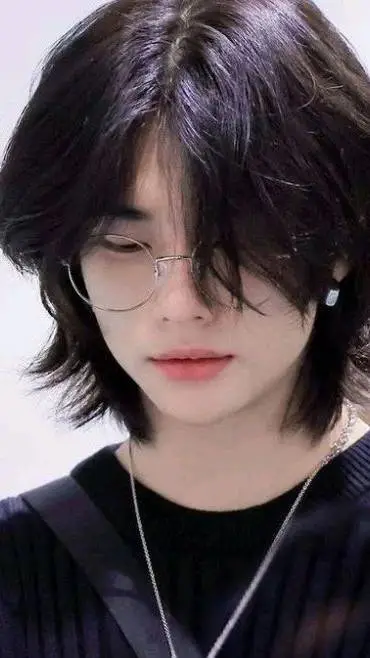 ai character: stray kids background