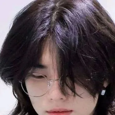 chat with ai character: stray kids