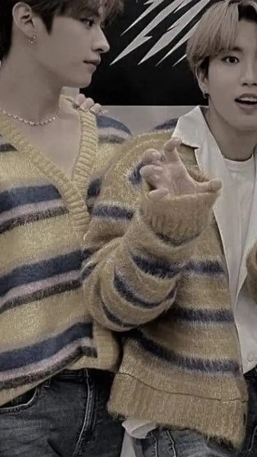 ai character: minsung 🐈🦫 background