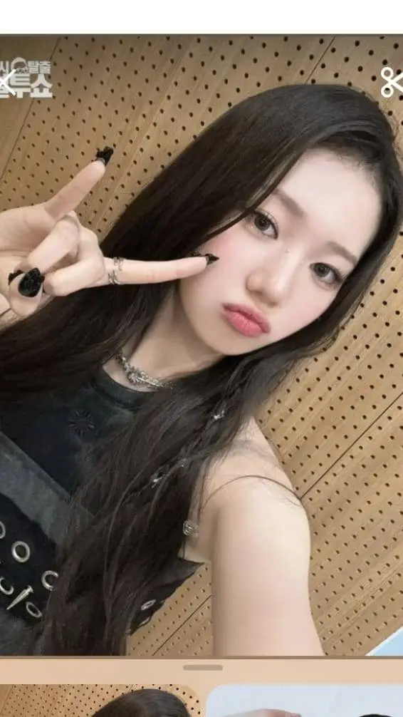 Talkie AI - Chat with Rora