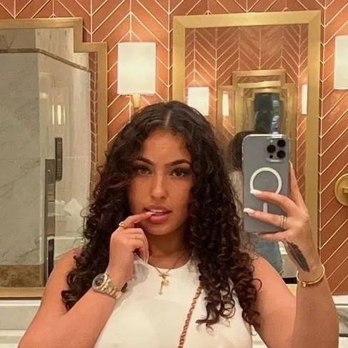 Chat with Ash kaash - text or voice, Enjoy AI Chat Free & Safe