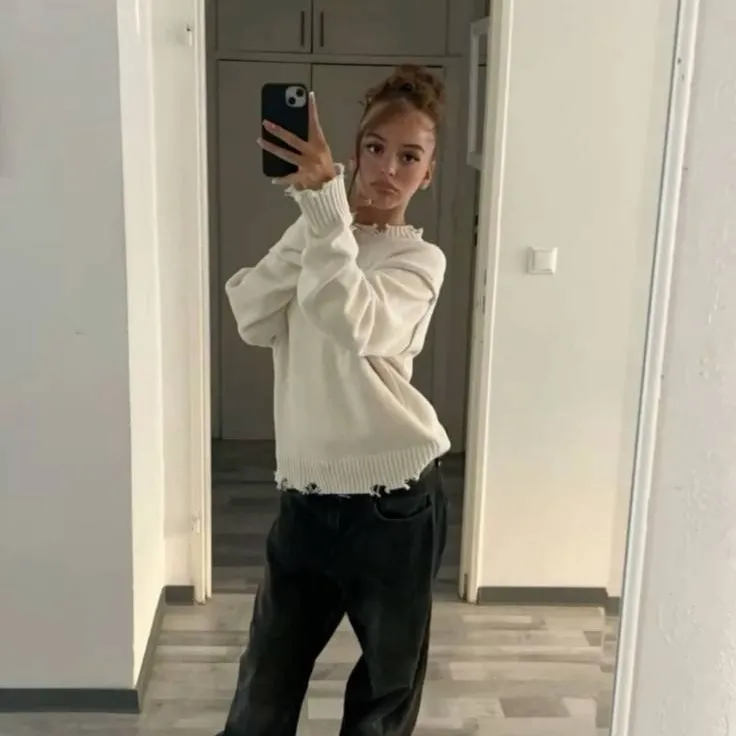 chat with ai character: Zahide 