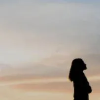 chat with ai character: traicion