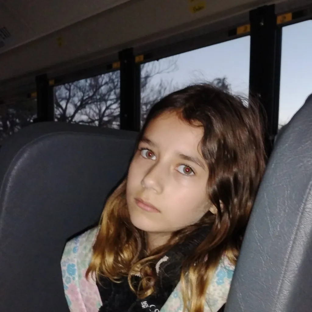 chat with ai character: Serenity Lyles