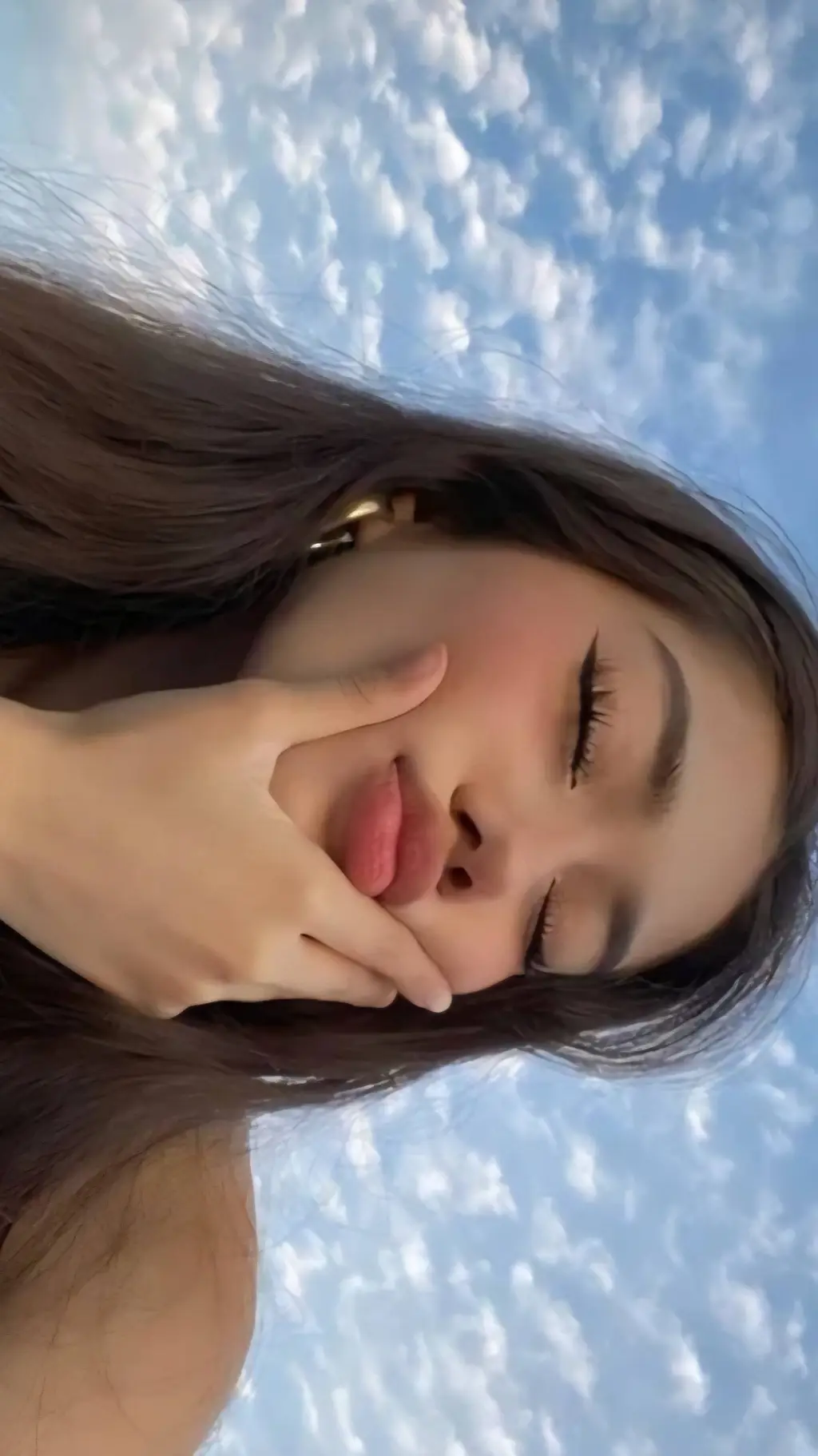 ai character: Ava background