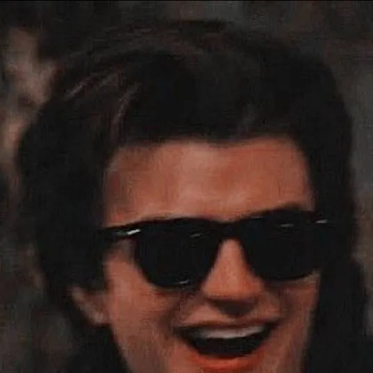 chat with ai character: Steve harrington