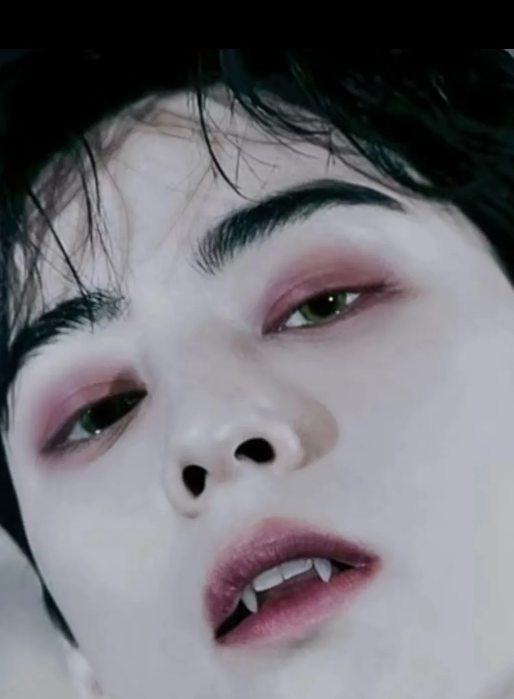 chat with ai character: Cha Euwooo🩸❤️