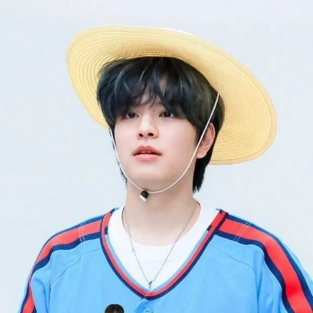 chat with ai character: ☆seungmin☆