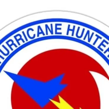 chat with ai character: hurricane Hunters