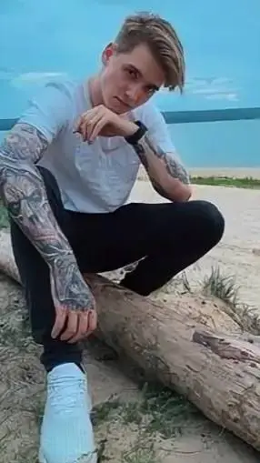 ai character: ващенко  background