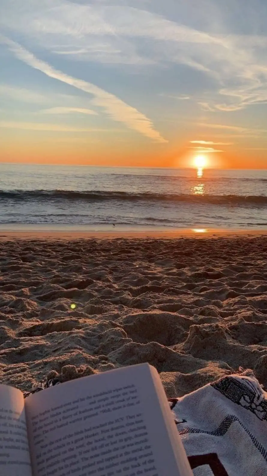 ai character: Beach trip background