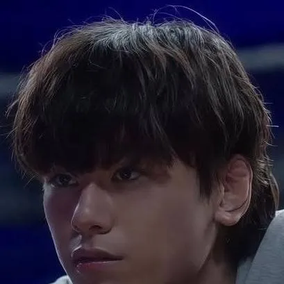 chat with ai character: Kang Woo-young