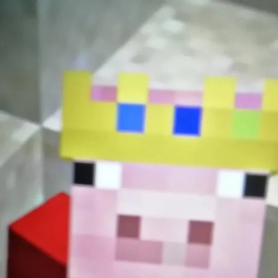 chat with ai character: TECHNOBLADE