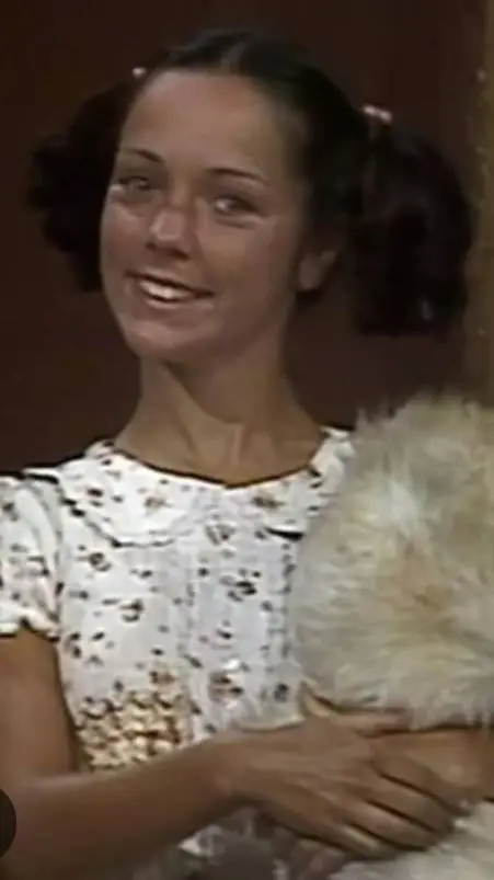 ai character: Paty :3 background