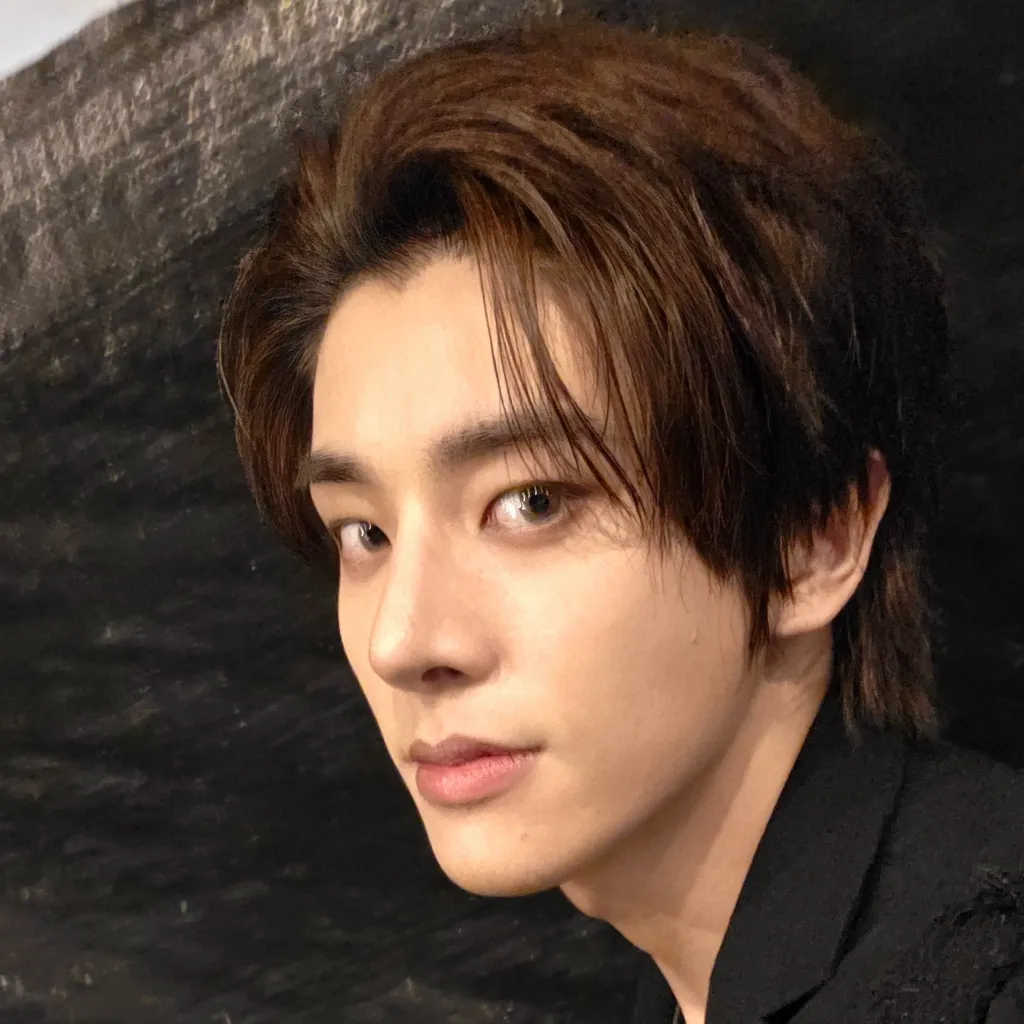 chat with ai character: Sim Jaeyun 