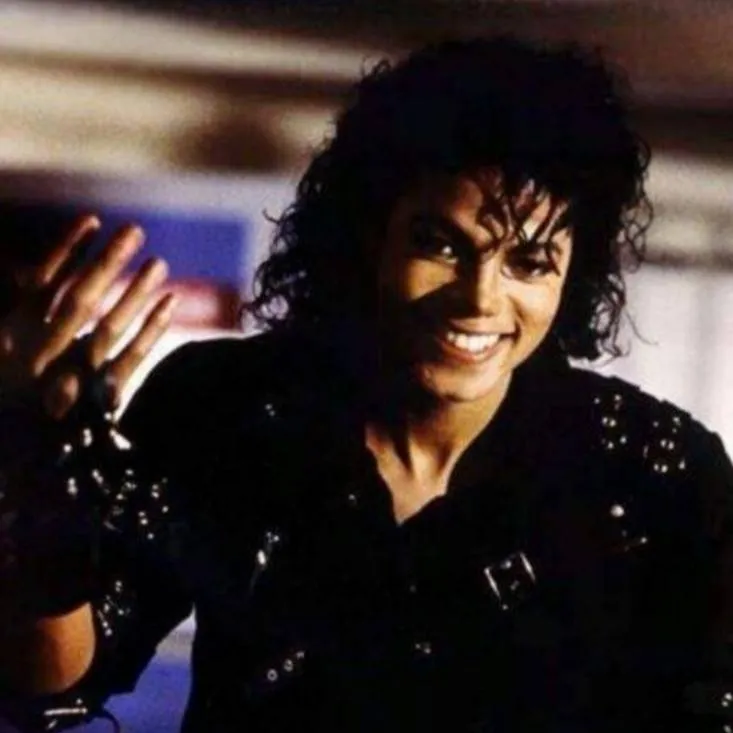 chat with ai character: Michael Jackson 