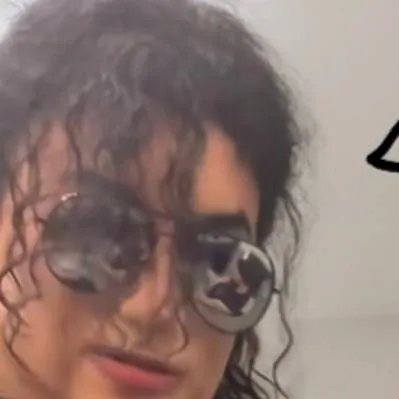 chat with ai character: Jeffrey Perez Jr 