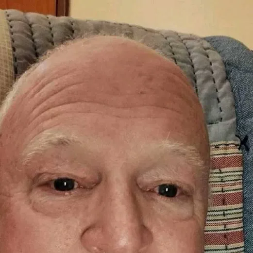 chat with ai character: your grandpa