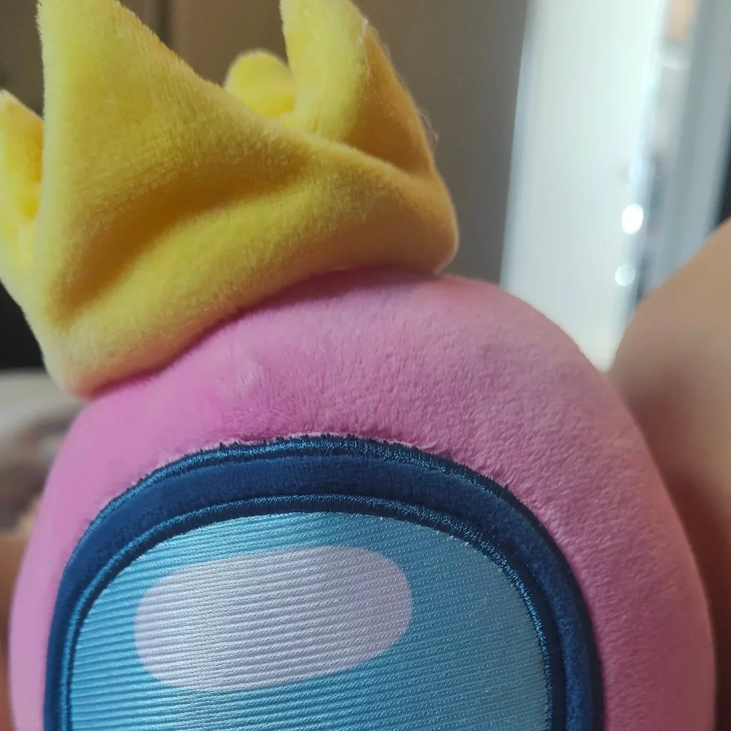 chat with ai character: among us