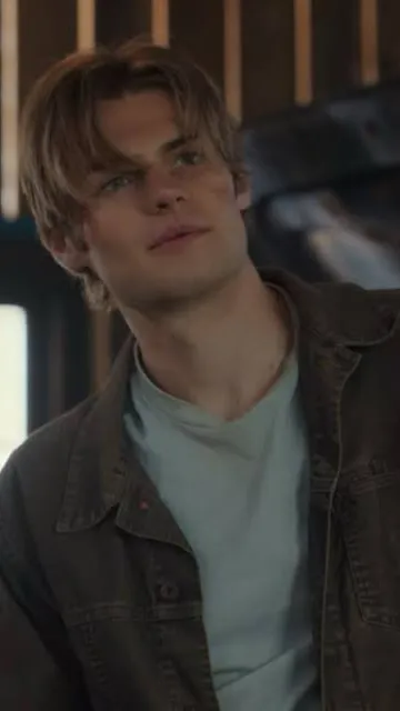 ai character: Cole Walter background