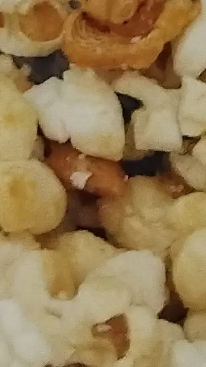 ai character: popcorn  background