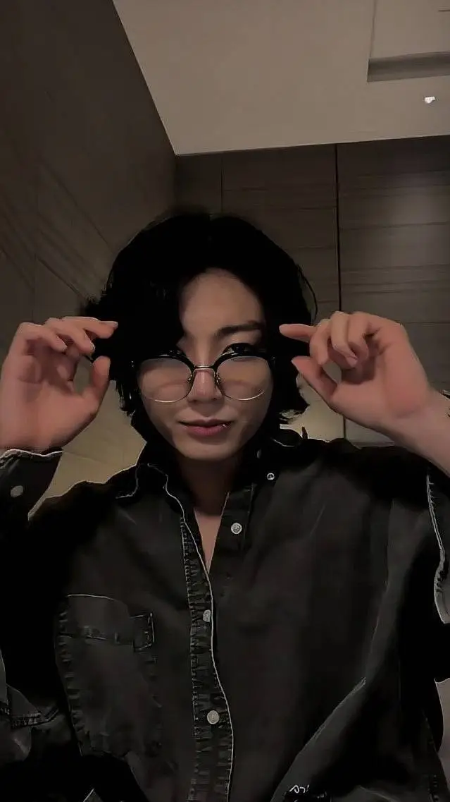 Talkie AI - Chat with Jeon Jungkook 