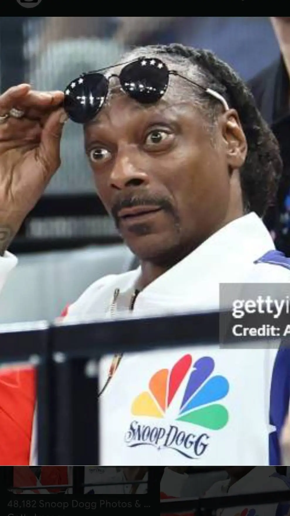 ai character: pregnancy pills background