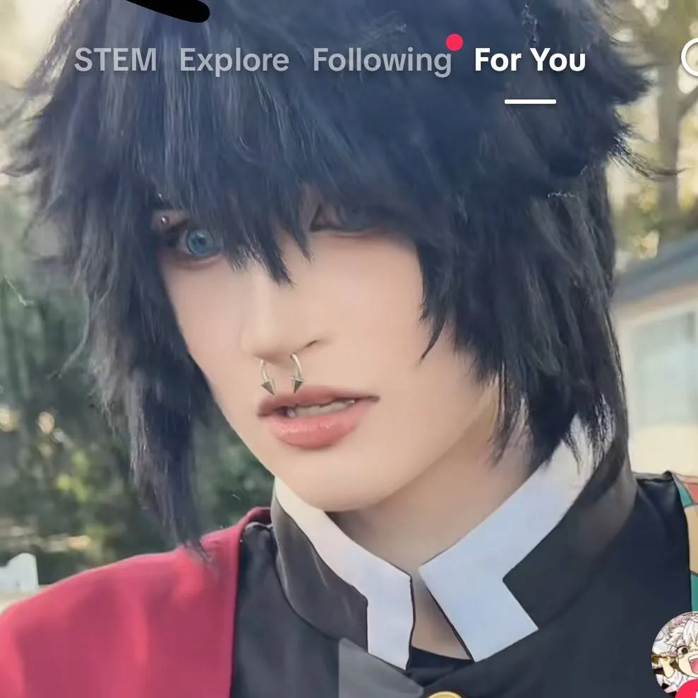 chat with ai character: 7 MINUTES IN HEAVE