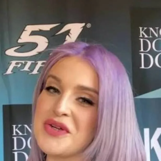 chat with ai character: Kelly Osbourne