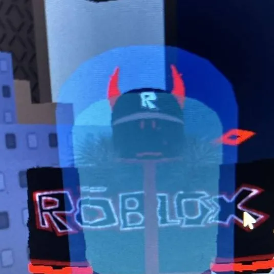 chat with ai character: Sixer