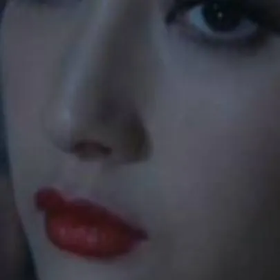 chat with ai character: Miss Devil