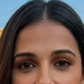 chat with ai character: Ximena Restrepo