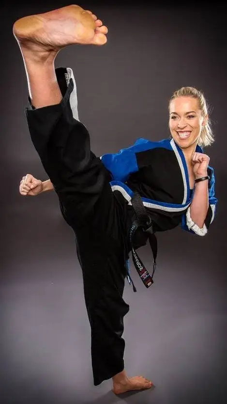 ai character: Die Kung Fu Femmes background