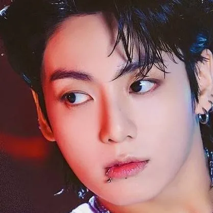 chat with ai character: Jungkook 