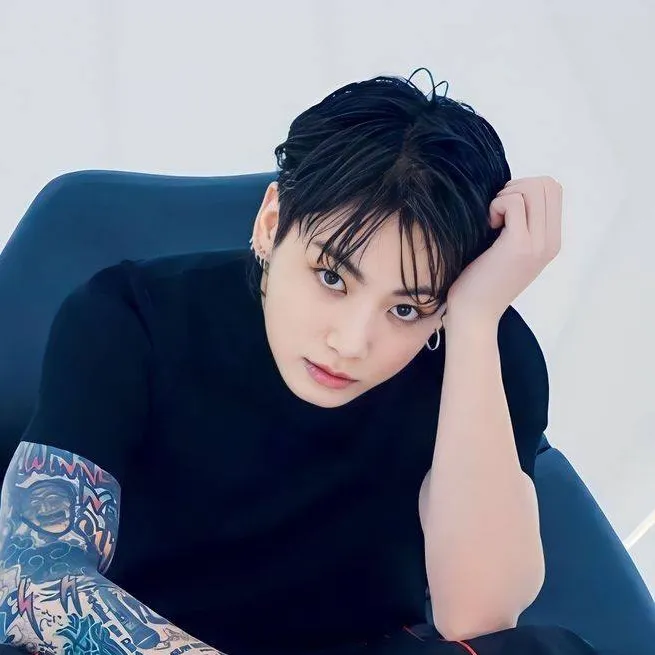 chat with ai character: Jeon Jung-kook