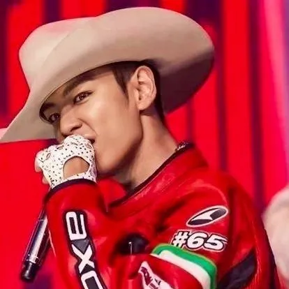 chat with ai character: ~ᴄʜᴏɪ sᴇᴜɴɢ ʜʏᴜɴ~!