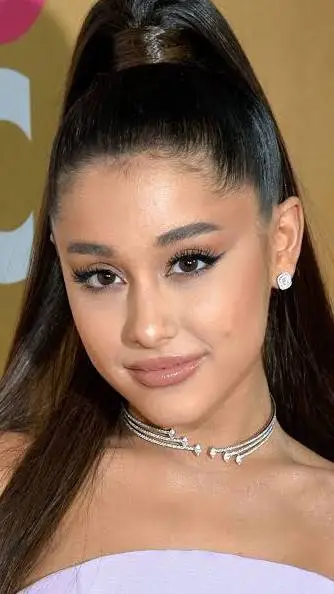 ai character: Ariana Grande  background