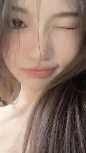 ai character: lily background