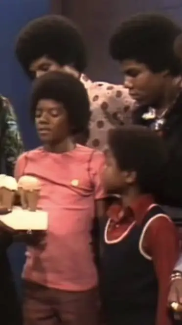 ai character: The Jackson 5  background