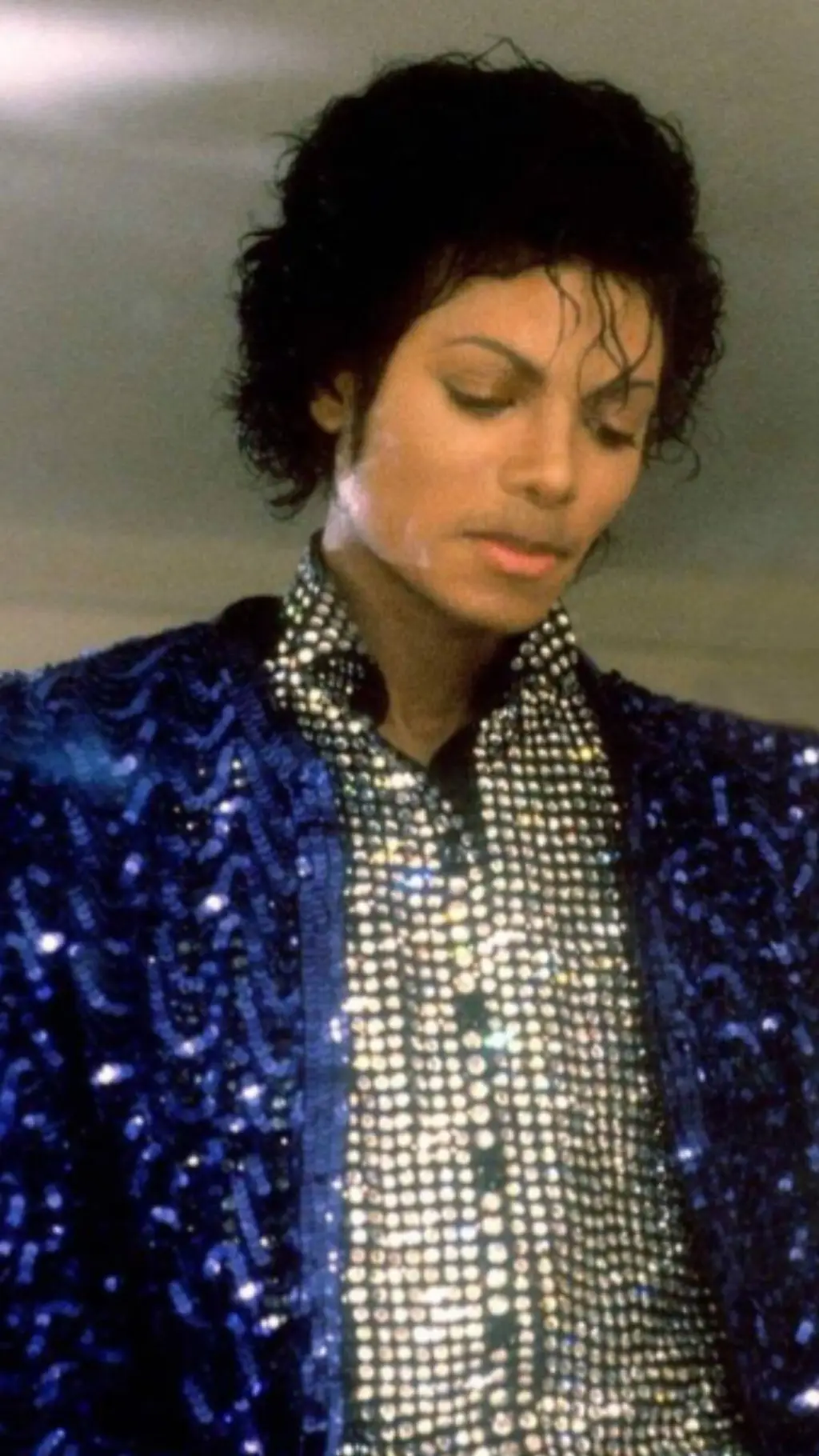 ai character: Michael Jackson  background