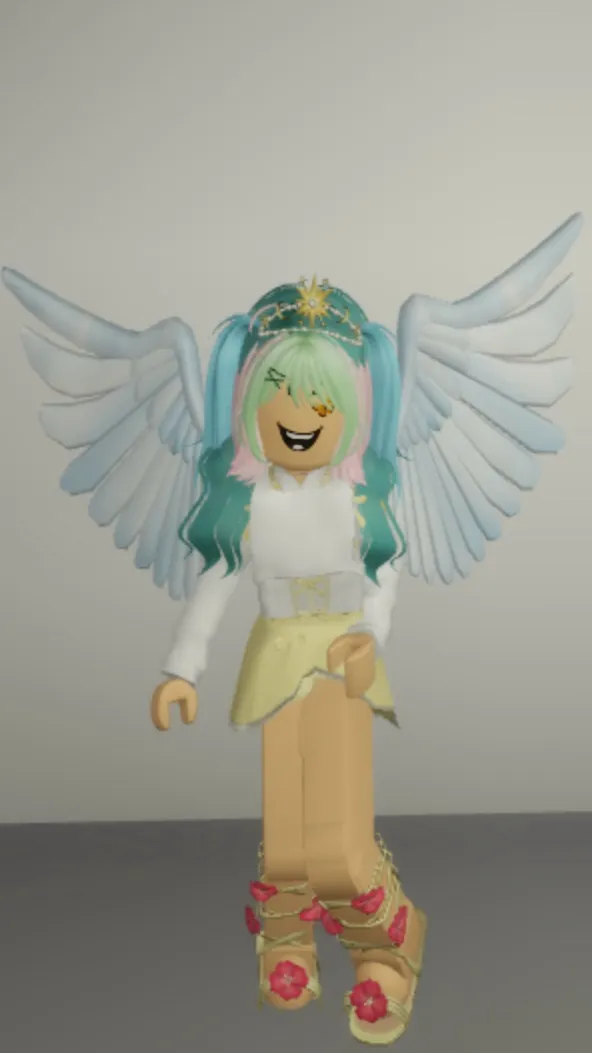 chat with ai character: Princess Reina