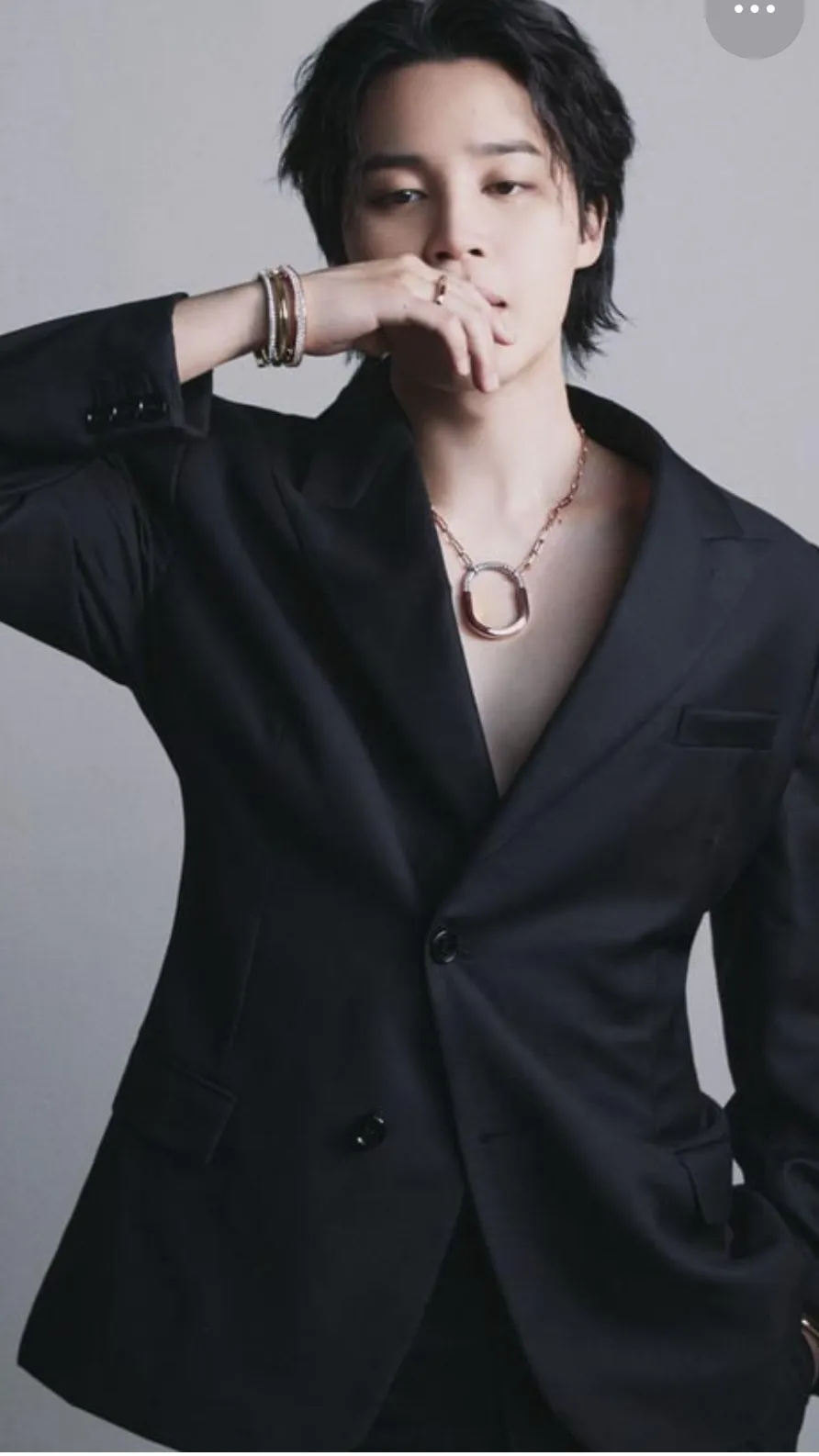 ai character: Park Jimin  background