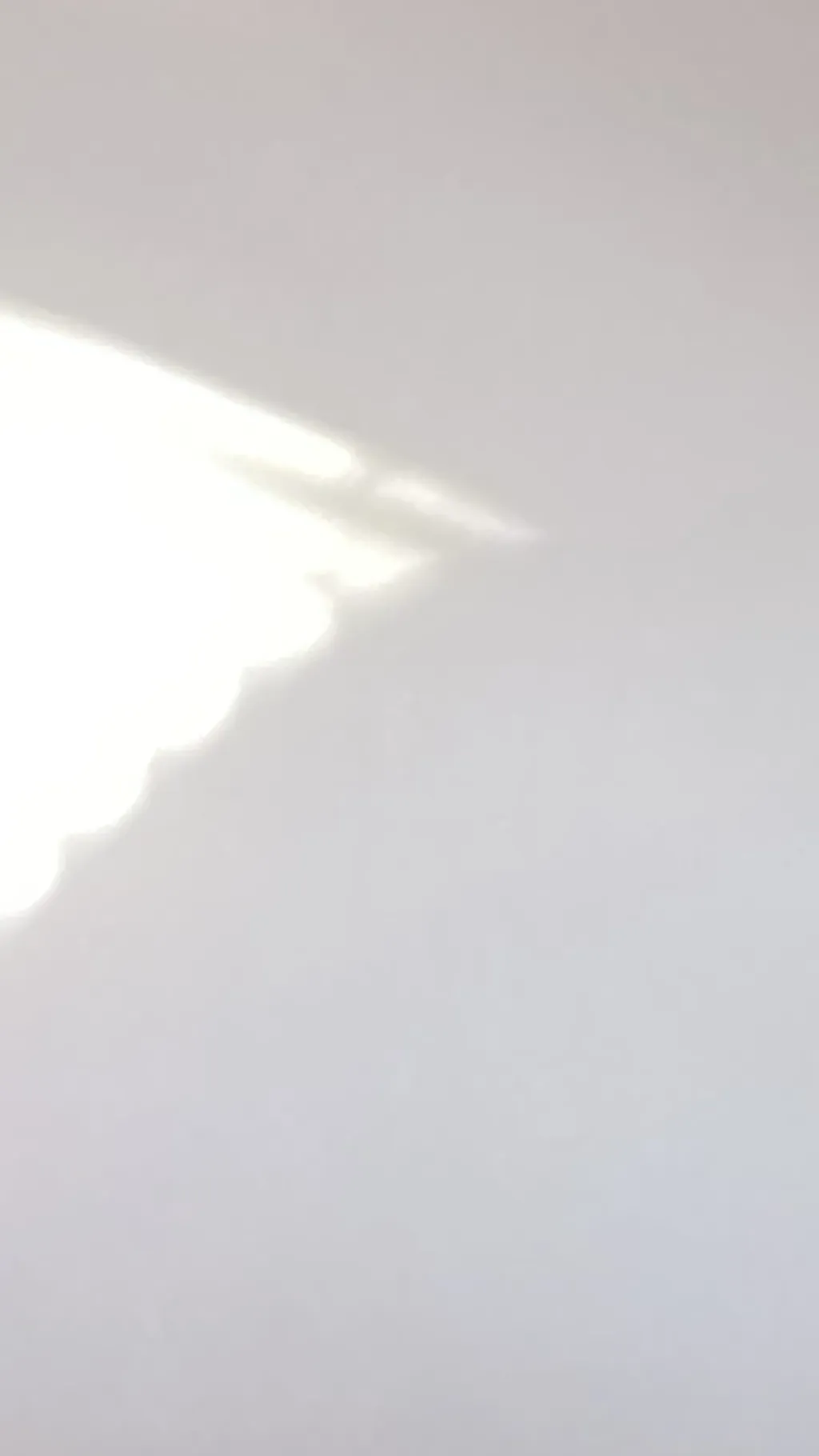 ai character: Br0ken r0bot background