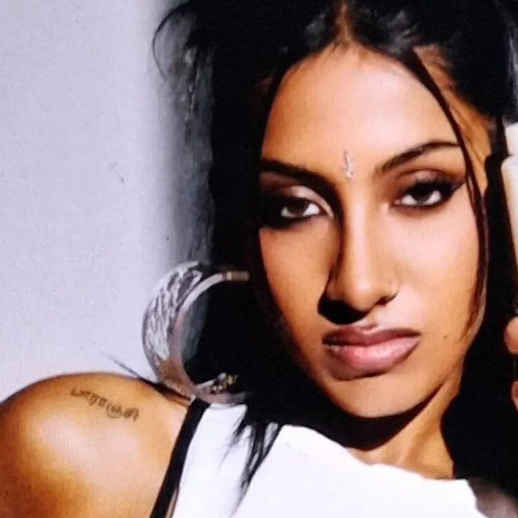 chat with ai character: ☆Katseye☆