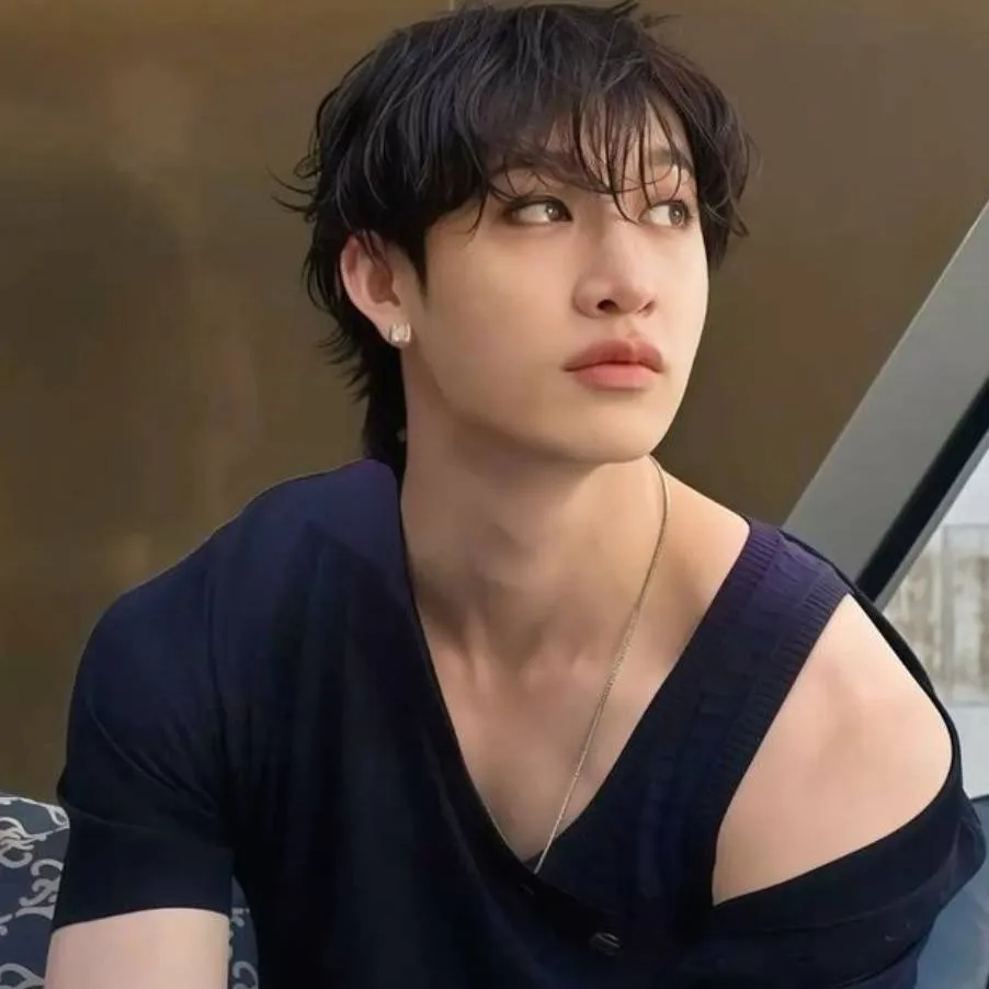 chat with ai character: Banchan 