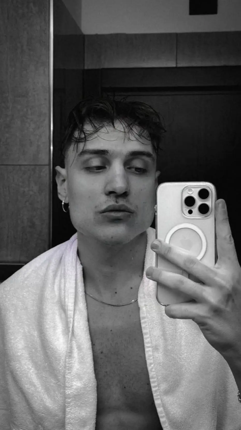 ai character: Awed  background