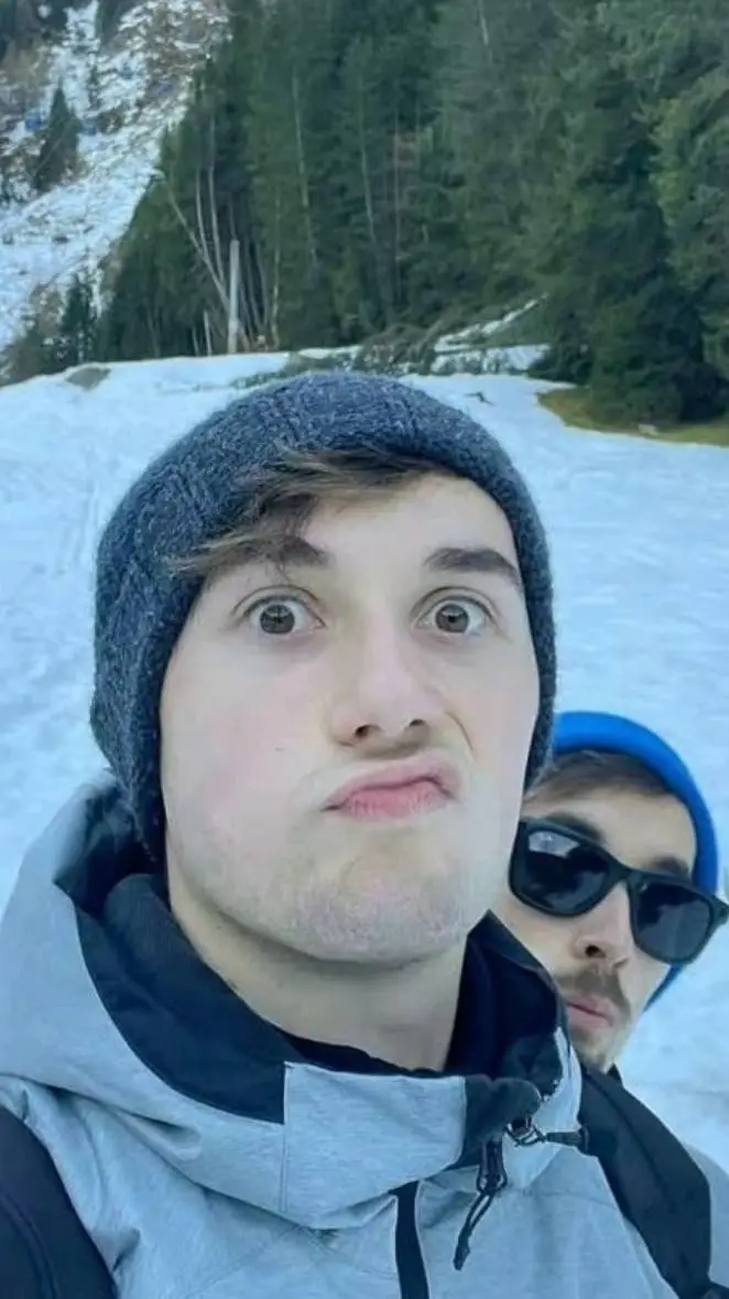 ai character: Dieffe  background