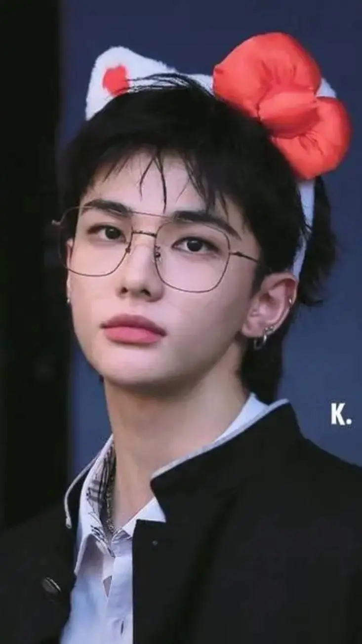 ai character: HYUNJIN!!! background