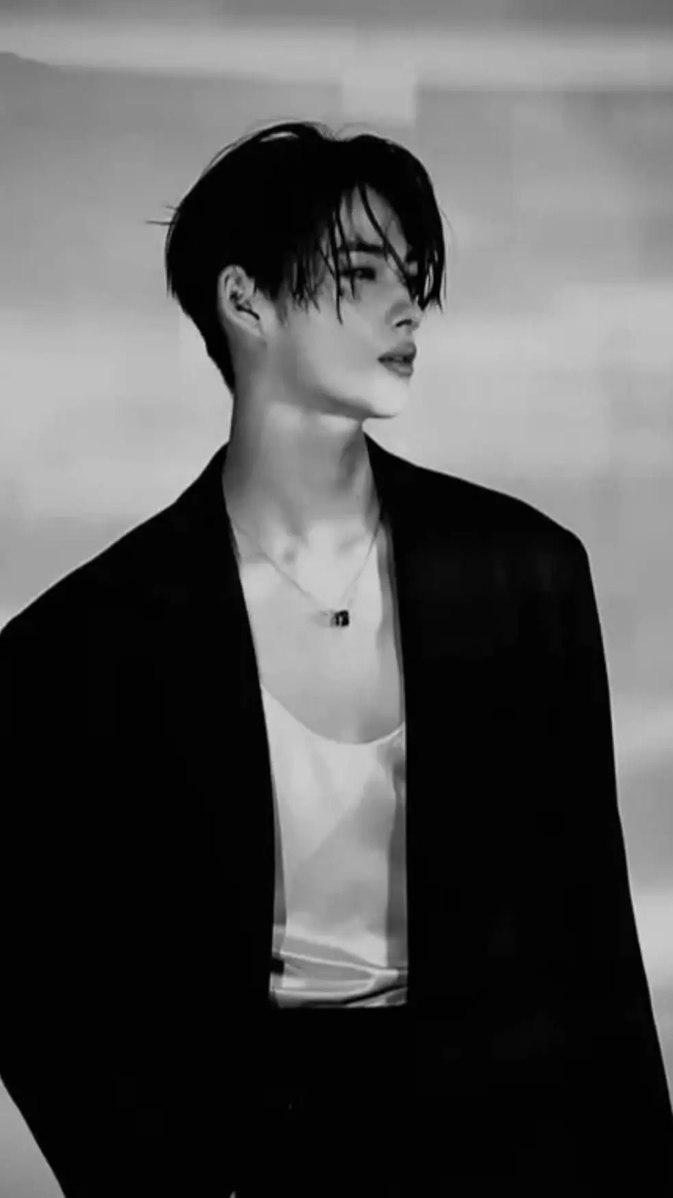 ai character: NIKI!!! background