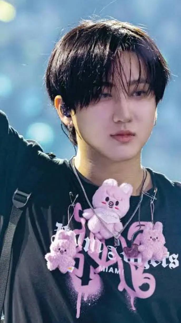 ai character: CHANGBIN!!! background